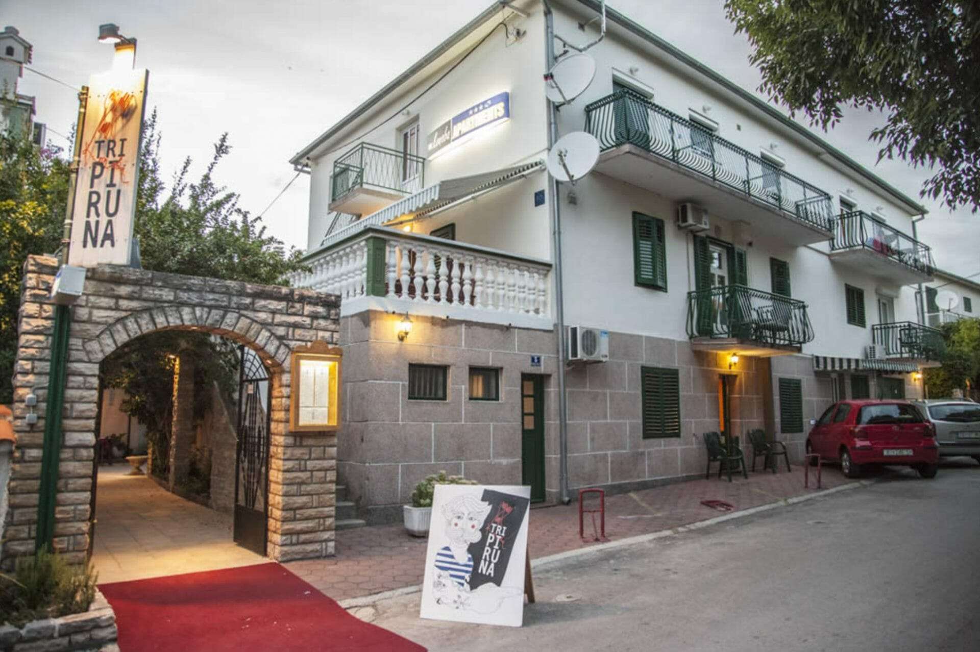 Konoba Tri Piruna – gehobenes Kulinarium in Vodice