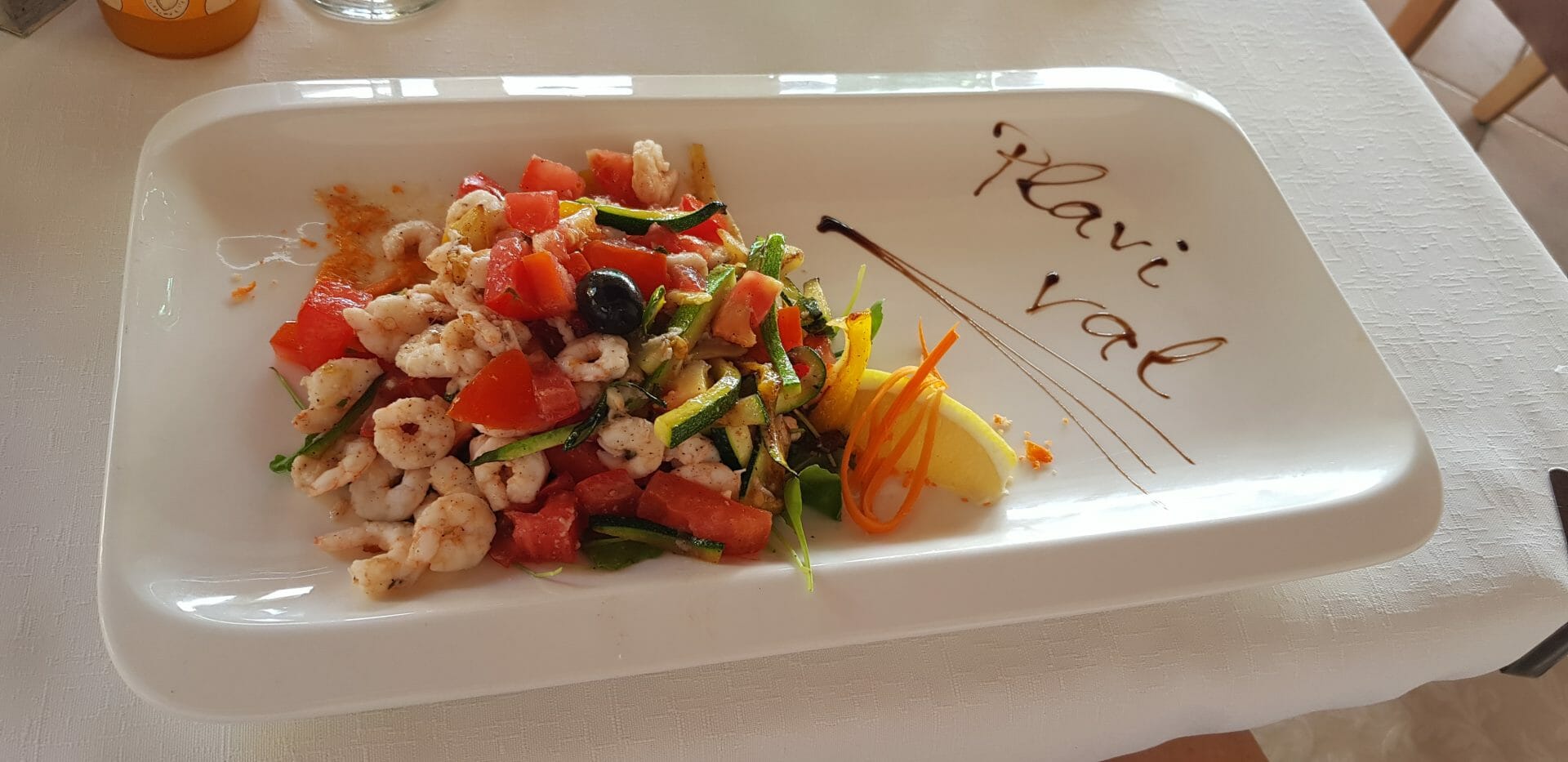 Die kühle Alternative für heiße Tage – Salate mit Meeresfrüchten!