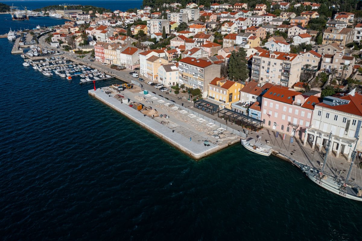 Mali Lošinj strahlt mit renovierter Hafenanlage!