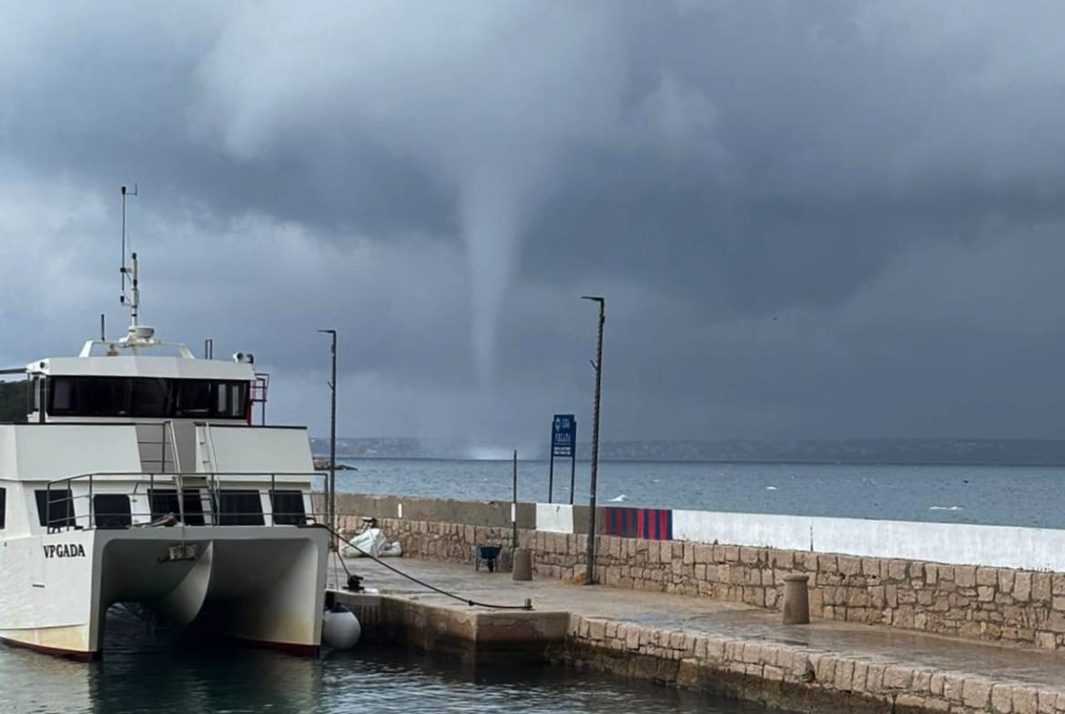 Video: Tornado trifft auf beliebten kroatischen Urlaubsort!