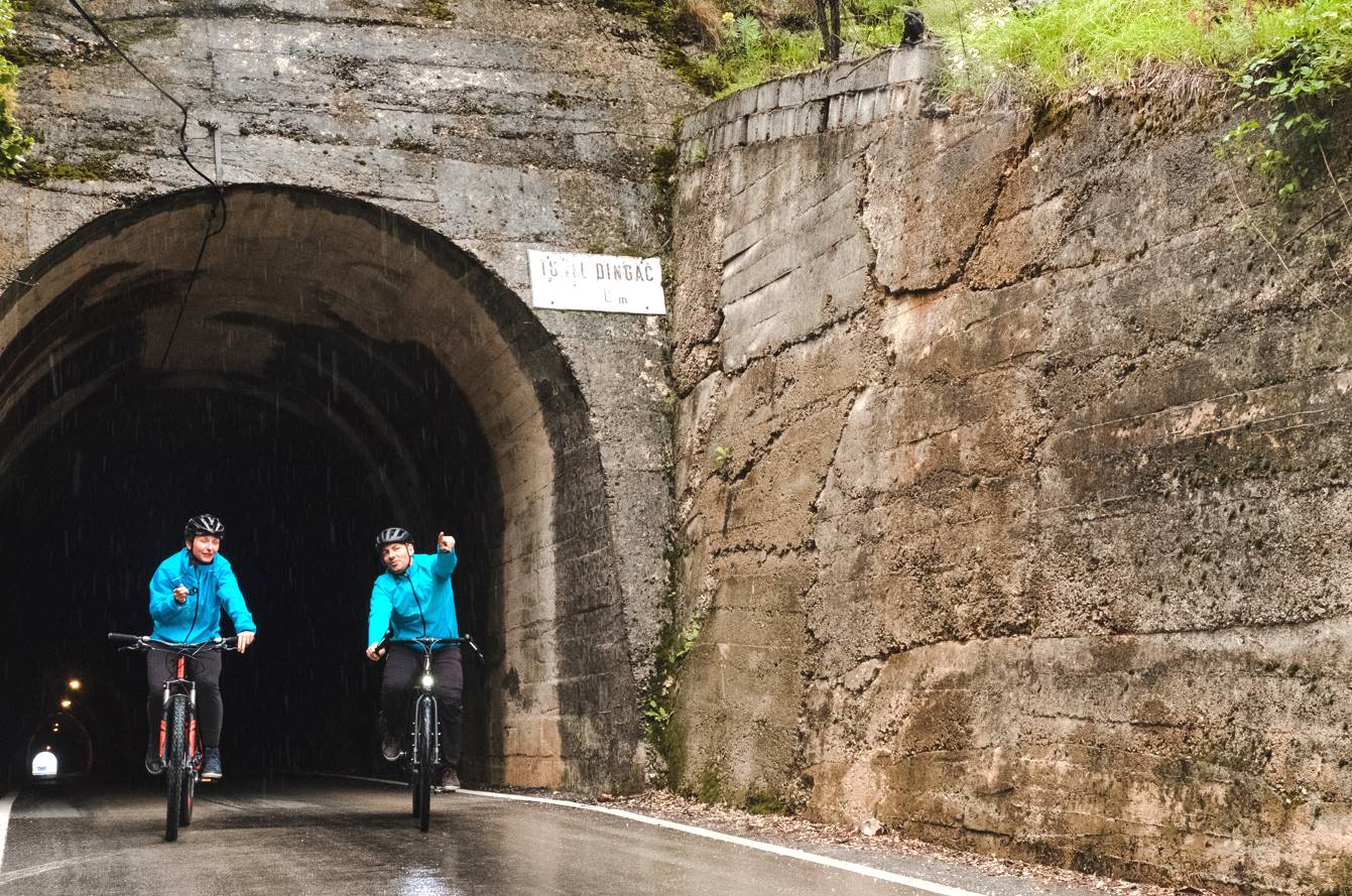 Pelješac Plavac Mali – der Wein der aus dem Tunnel kommt!